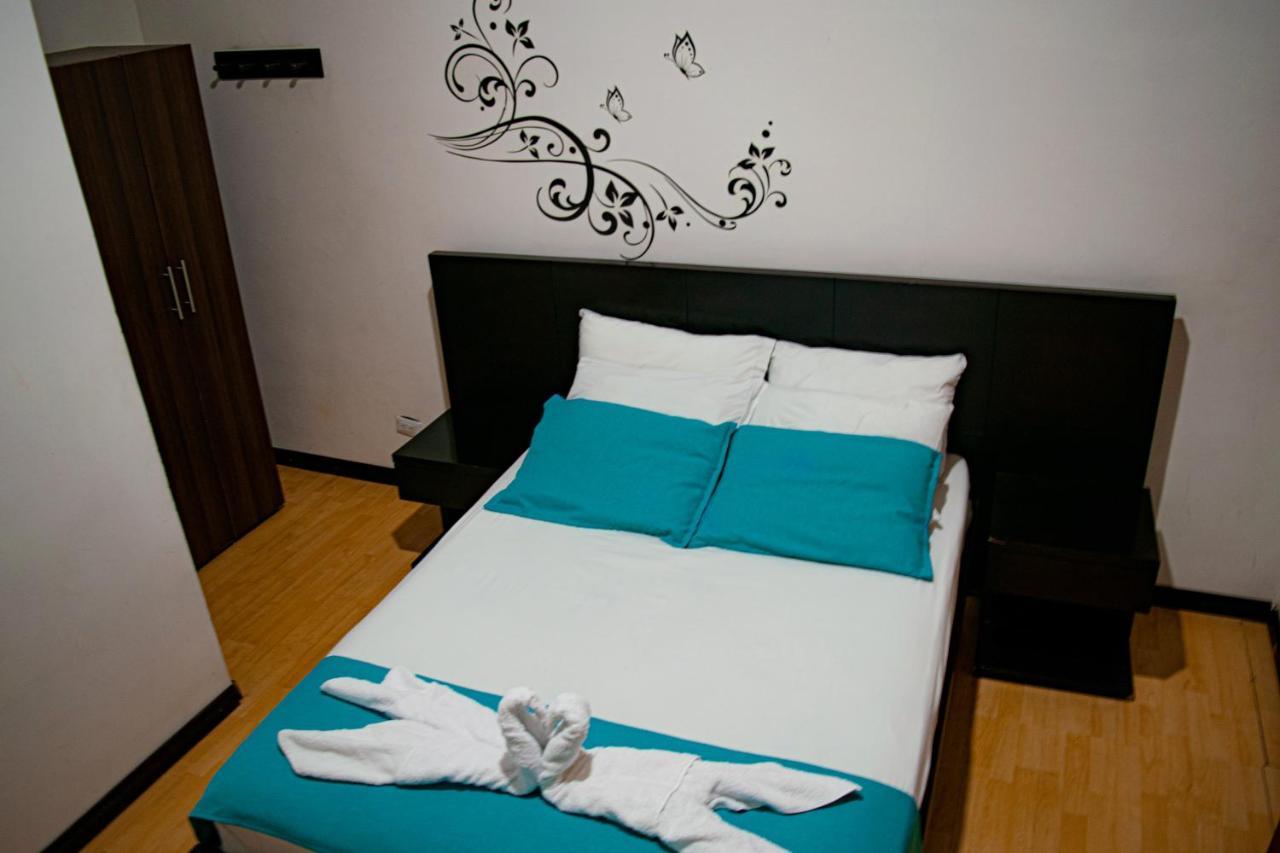 Casabella Hotel 2*